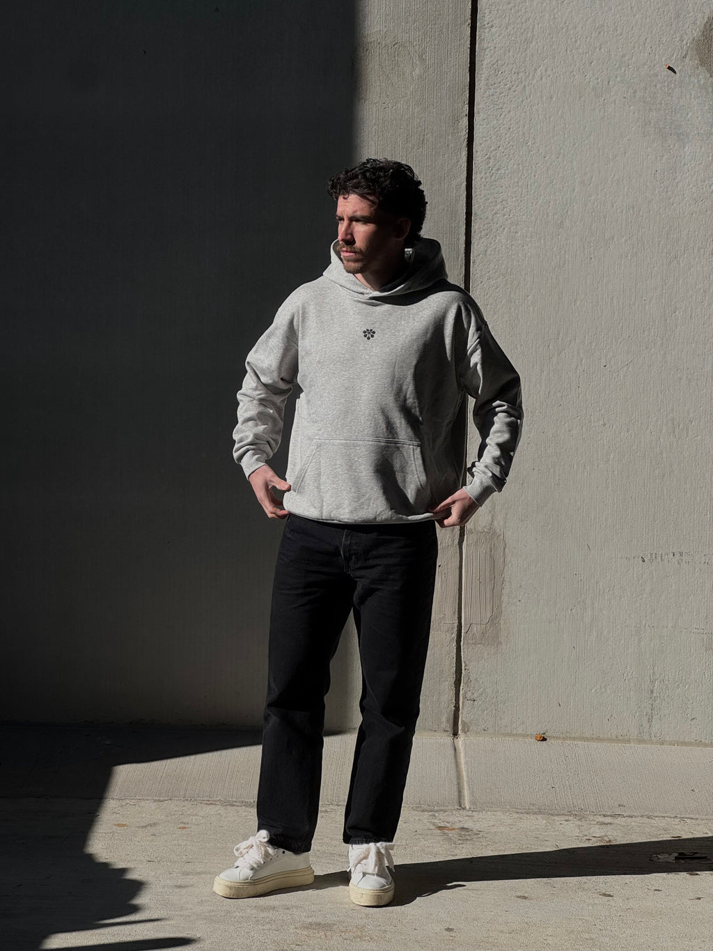 THE PEOPLE'S CLUB HOODIE (GREY)