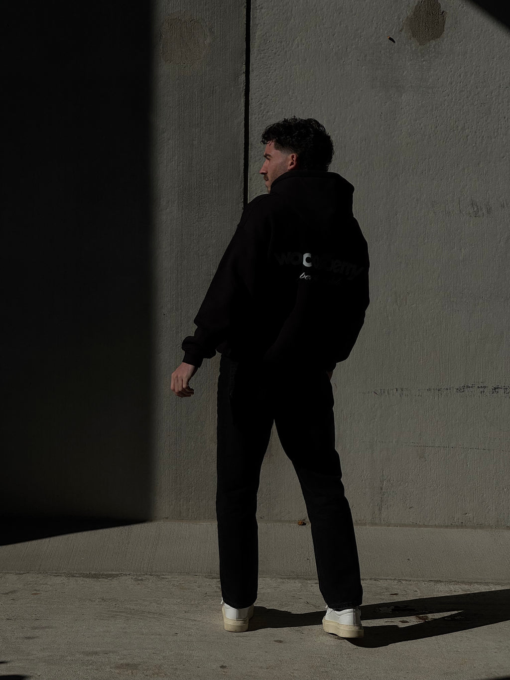 THE PEOPLE'S CLUB HOODIE (BLACK)